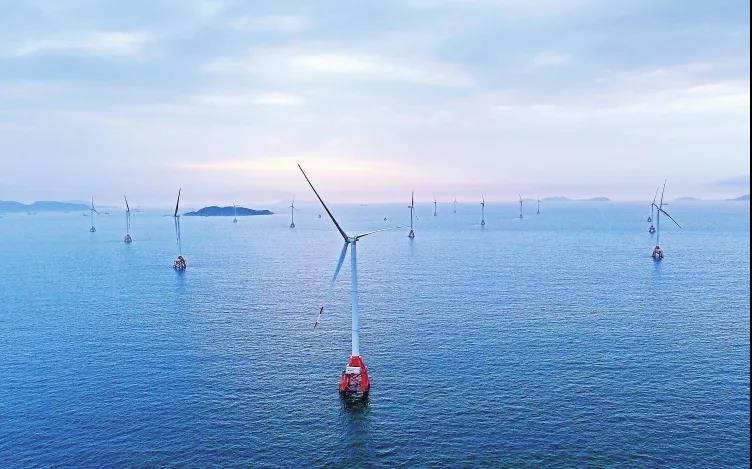 首批3臺風機投運！廣東首個海上風電項目年底100MW將全面建成投產(chǎn)