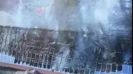 再預(yù)警 屋頂光伏又著火了 這次竟是小學(xué)屋頂！
