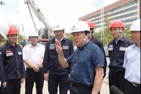 南方電網(wǎng)公司黨組書記、董事長李慶奎：“三步走”打造世界一流企業(yè)