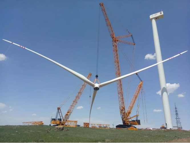 陸上風(fēng)電重器：三一重能第一臺3.4MW風(fēng)電機(jī)組順利完成吊裝！