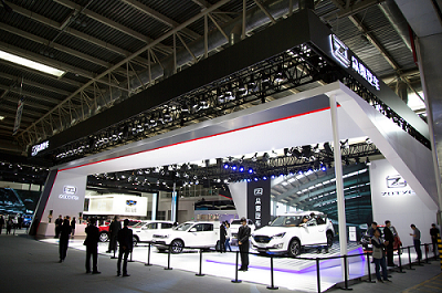 新能源車一片向好，傳統(tǒng)車市不斷下行