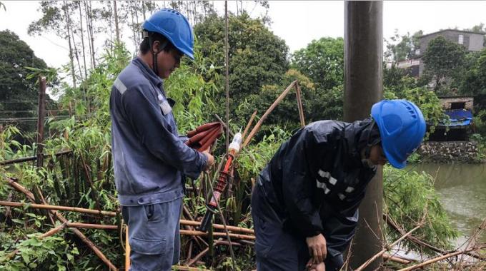      截止9月17日16時，受臺風“山竹”影響停電的居民全部恢復供電。
