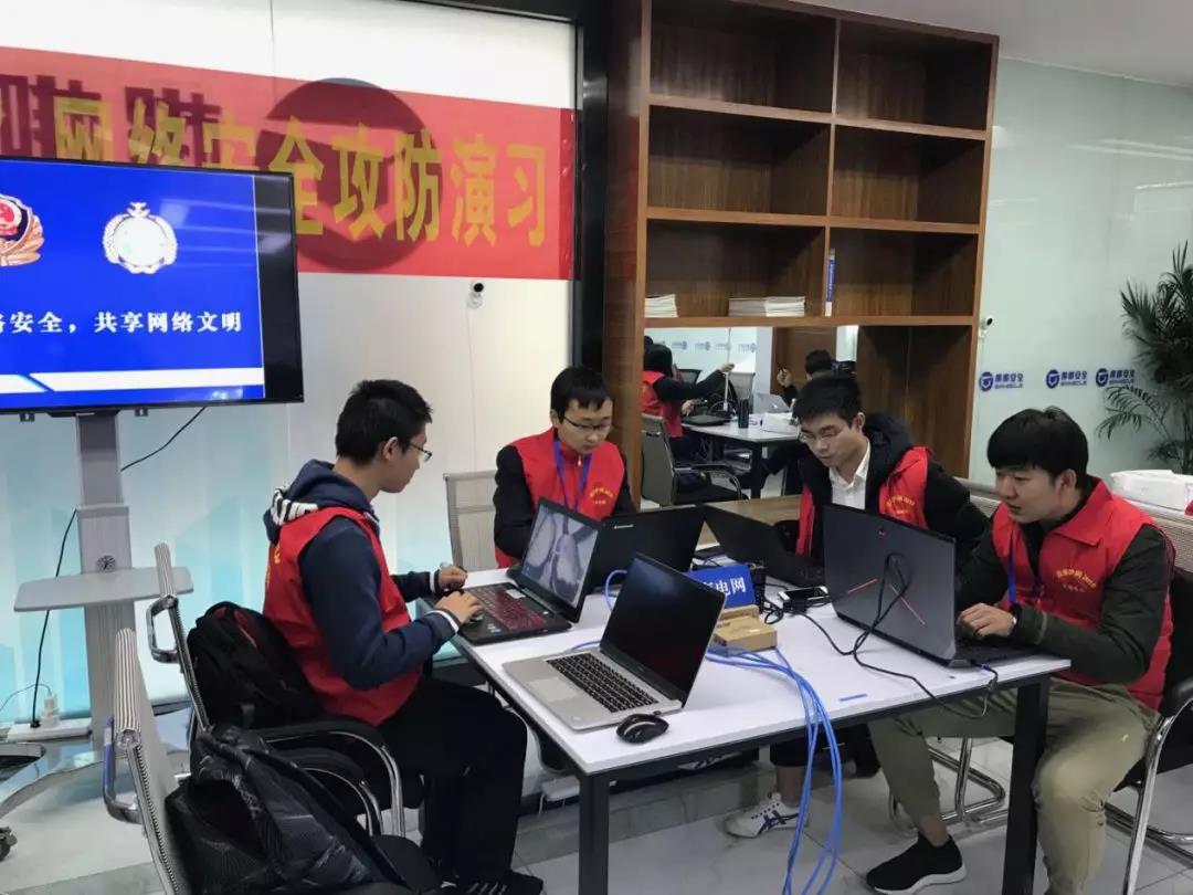 公司代表隊圓滿完成云南省公安機關(guān)“護網(wǎng)2018”網(wǎng)絡(luò)安全攻防演習(xí)