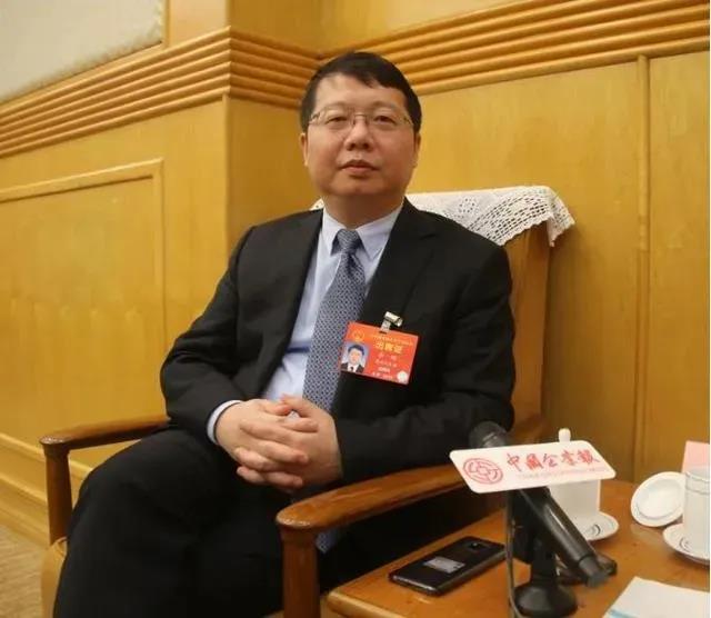 全國人大代表、貴州六盤水市市長李剛：借力大數(shù)據(jù)綜合試驗區(qū) 建設(shè)六盤水5G示范城